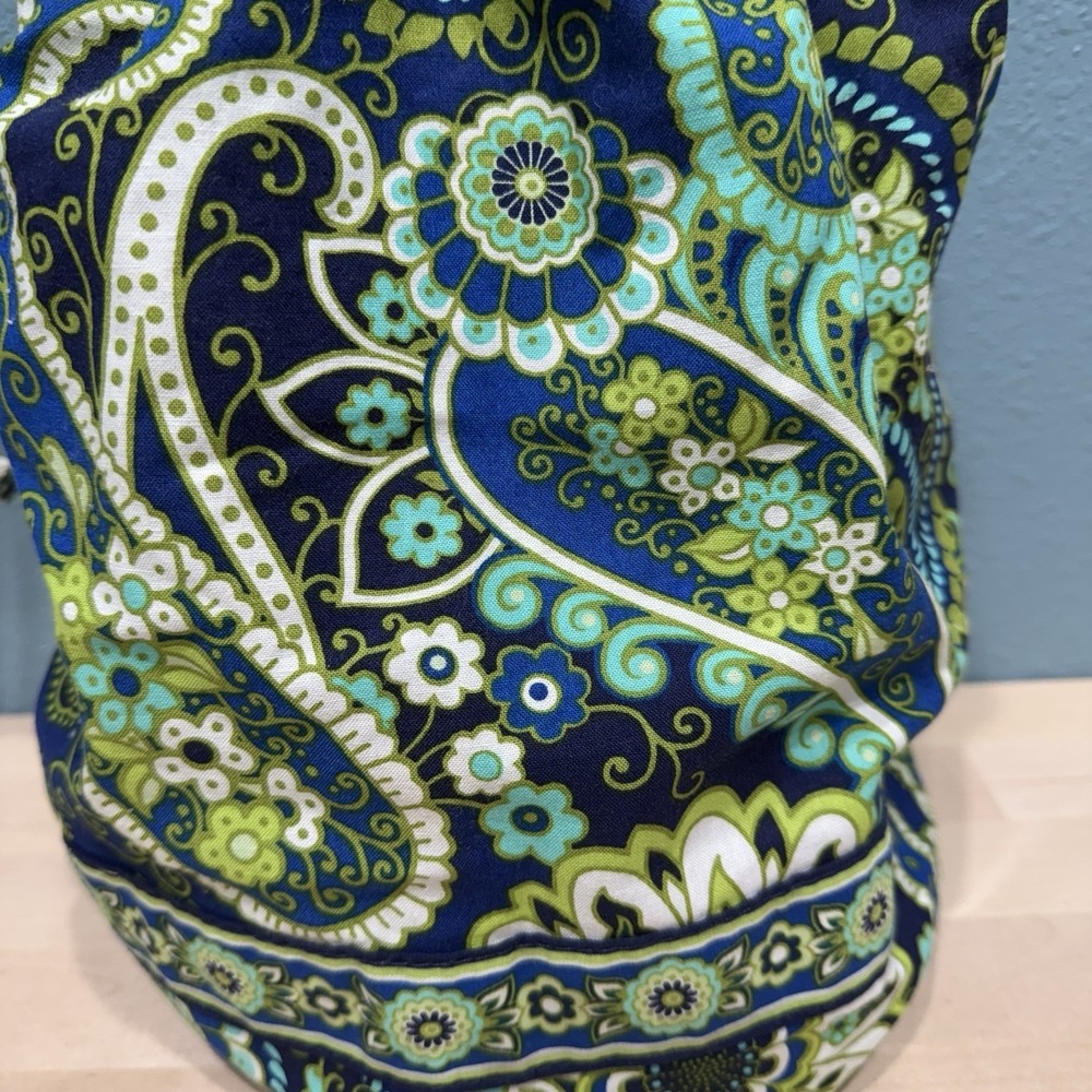 Vera Bradley Rhythm & Blues Drawstring Ditty Bag Water Resistant Lined Beach Bag - Picture 4 of 7